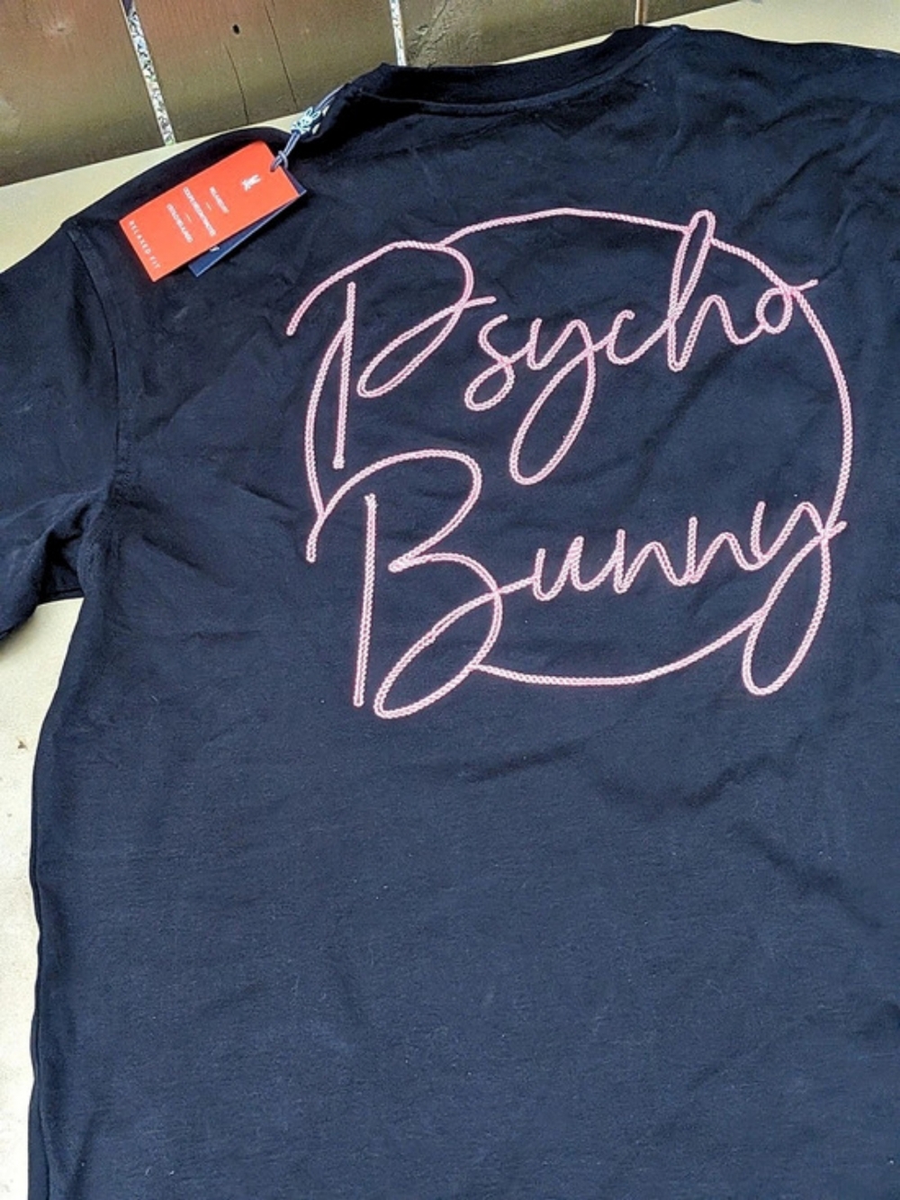 Psycho Bunny Men’s Rune Relaxed Graphic Tee Black Pink Rope Logo Size 5 Medium